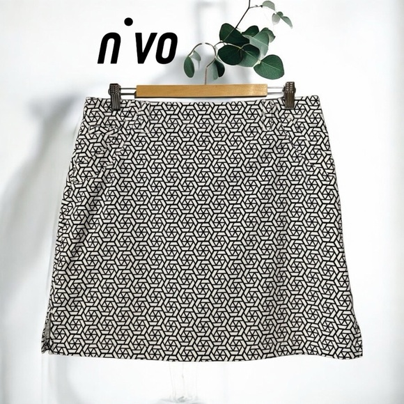 NEW, NIVO by Lanctôt, Geometric Print Golf Skort, Size 10,Black & White 🏌️‍♀️ - Picture 1 of 10